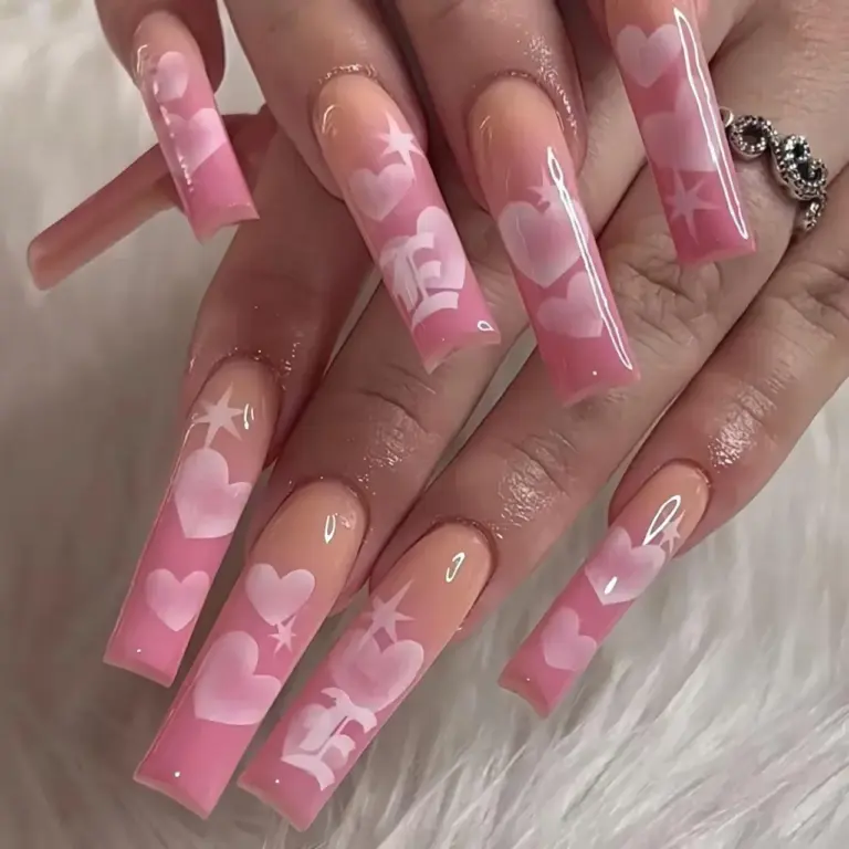 What are Baddie Nails