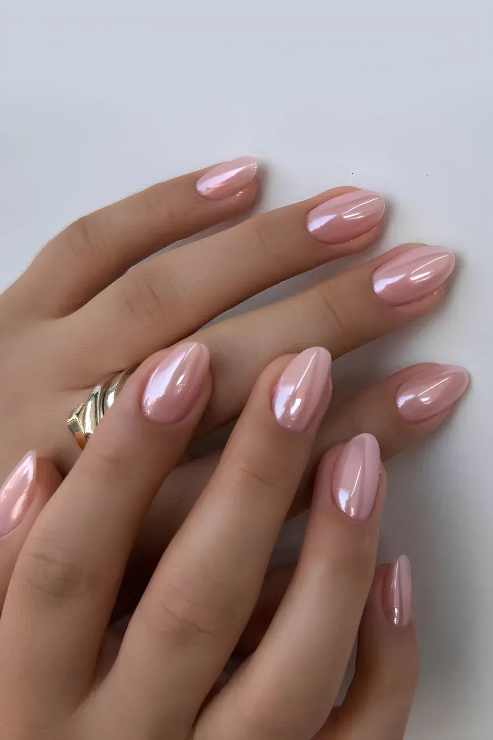 What are Pink Chrome Nail Designs