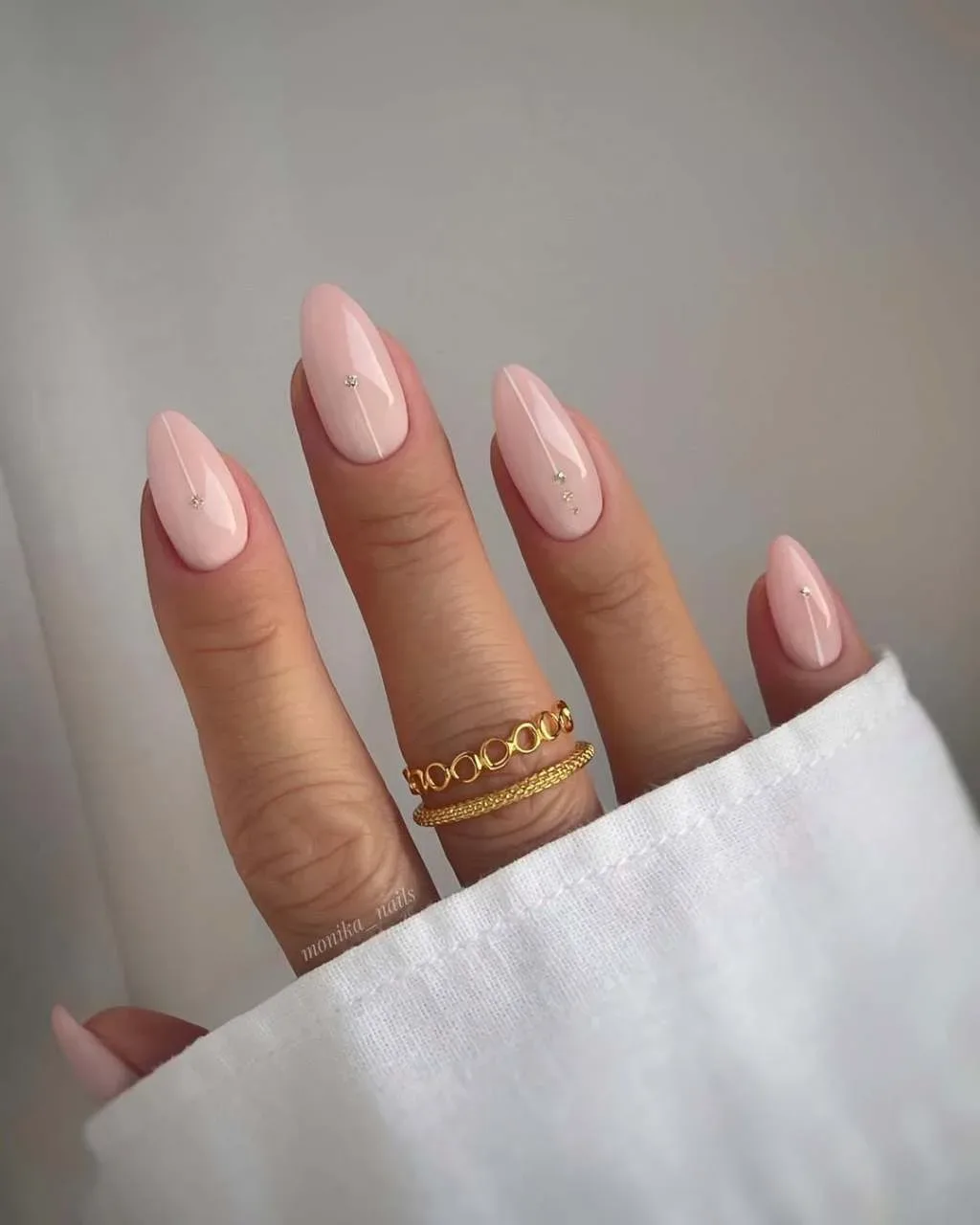 What are some popular simple nail designs that are always in style What are some popular simple nail designs that are always in style