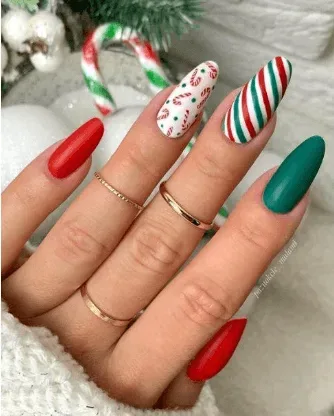 What are the easiest Christmas nail designs for beginners