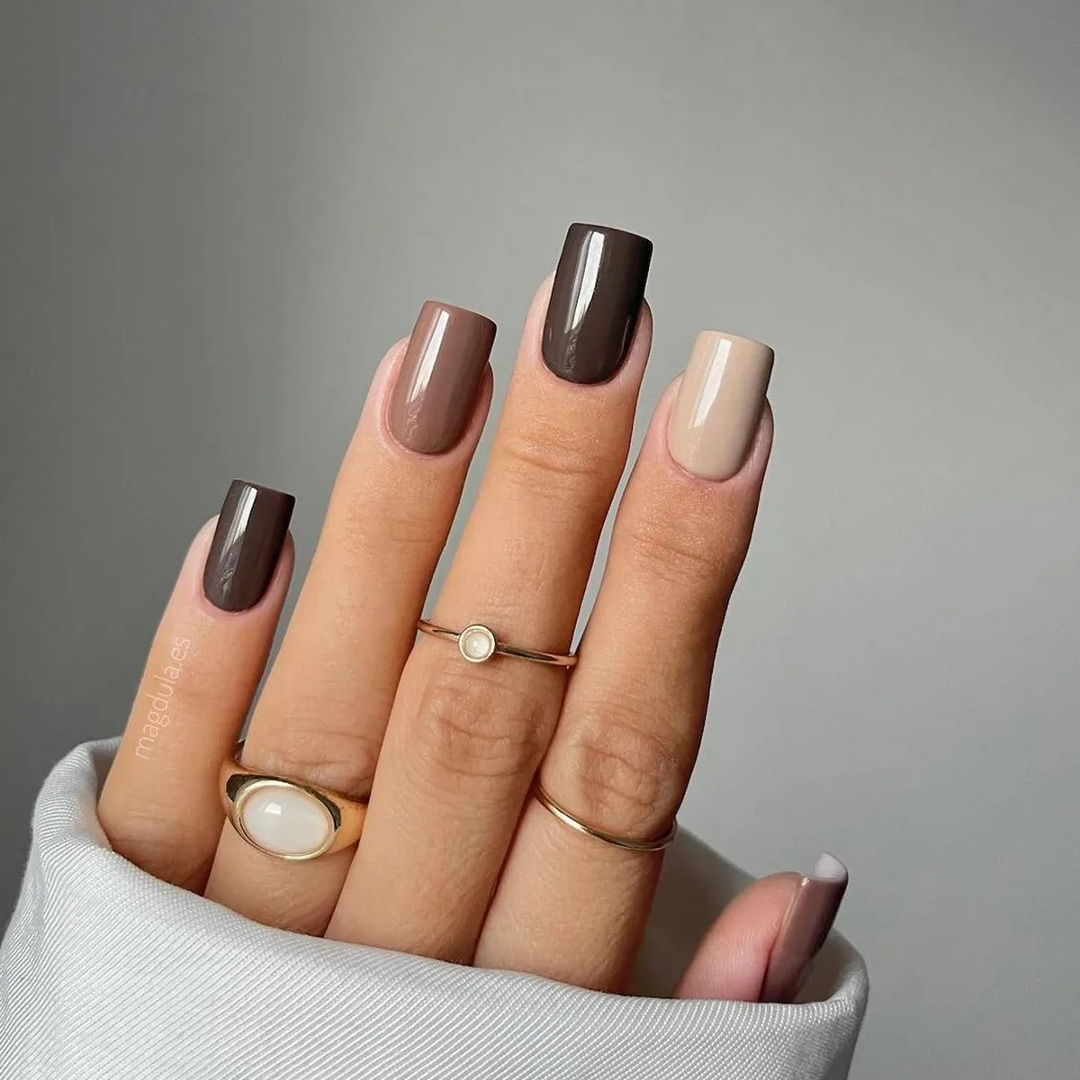 What are the most popular brown nail designs for inspiration