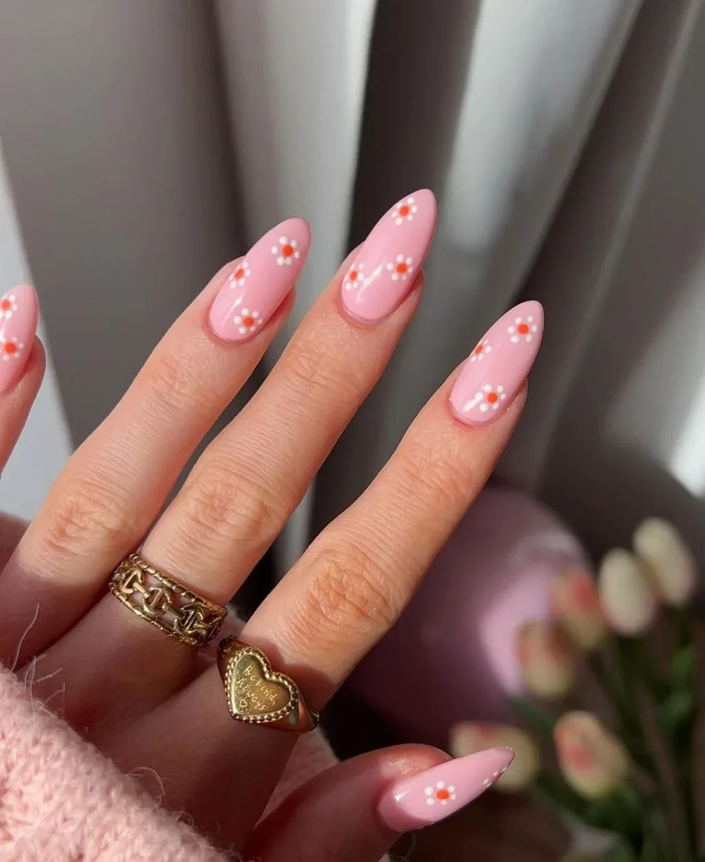 What are the most popular spring nail designs for inspiration