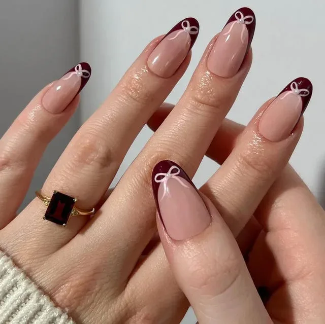 What are the trendy Valentine's Day nail art styles