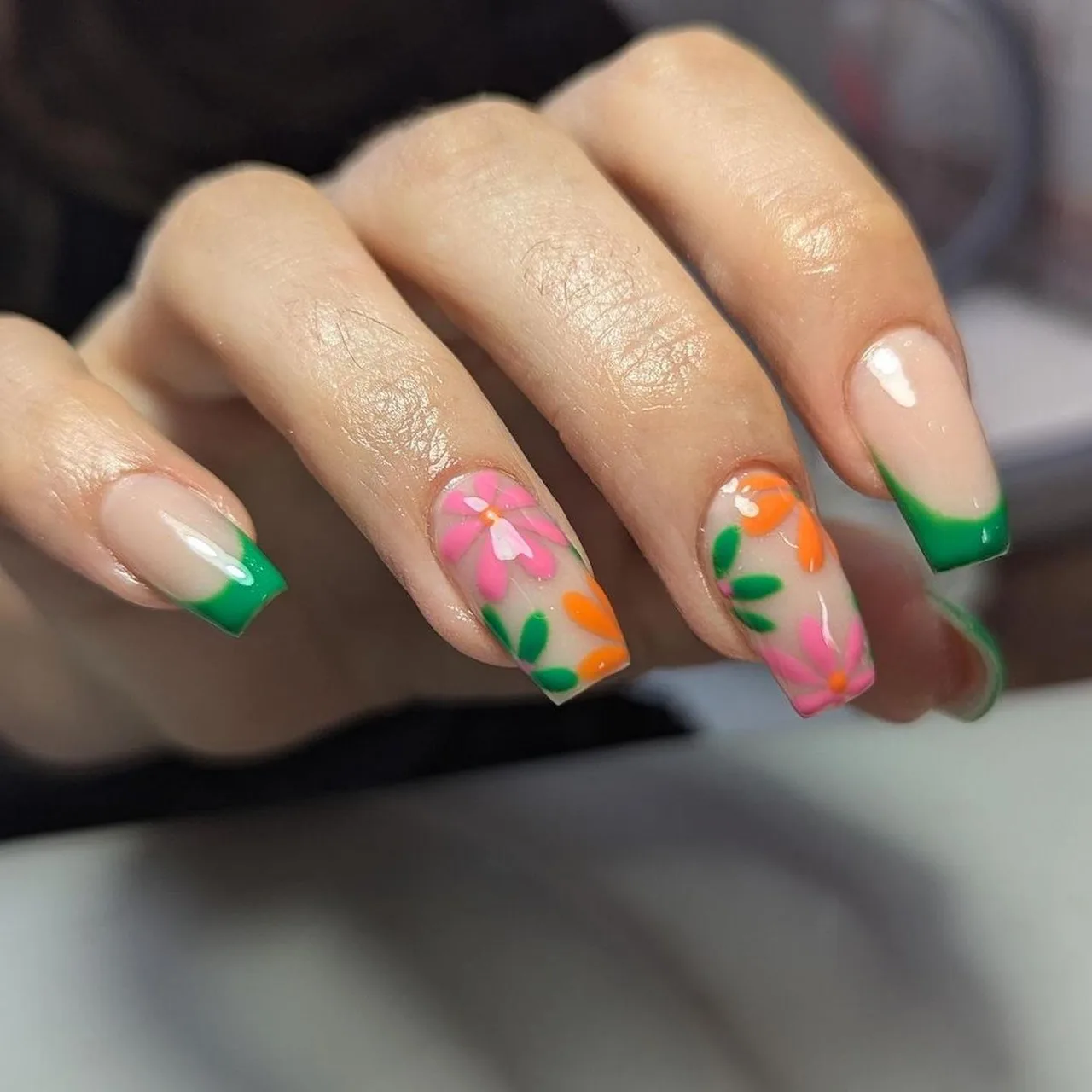 Which cute designs work best for a small nail canvas