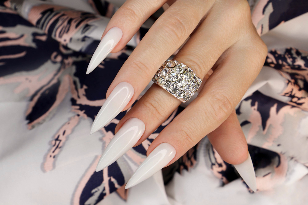 nail salon 31533